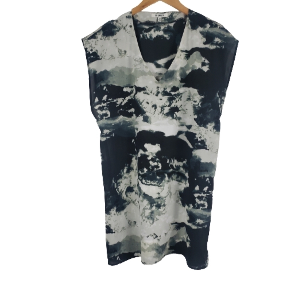 Anthropologie Dakota marble v-neck tunic chiffon top